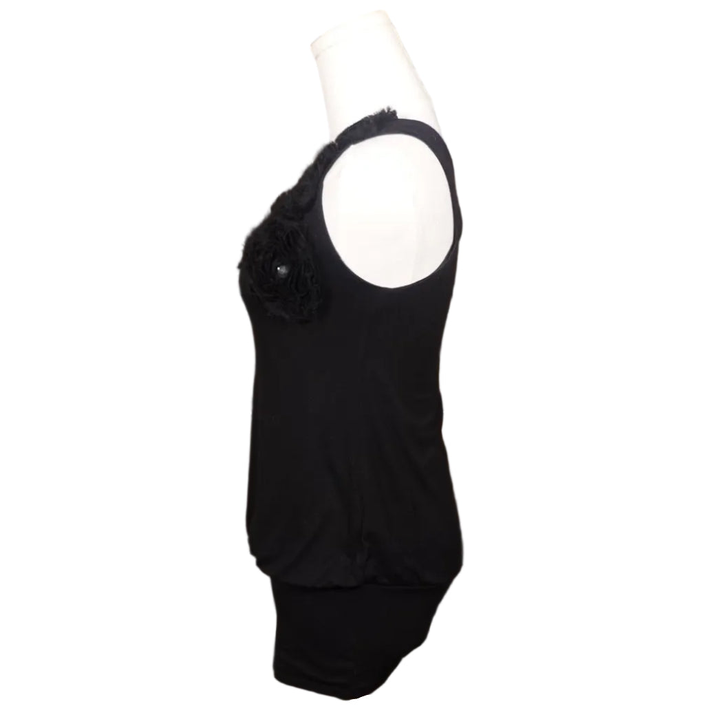 Blackout Bloom One-Shoulder Top-S