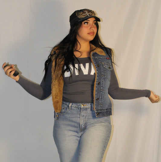 Grey DIVA! Long-Sleeve Tee