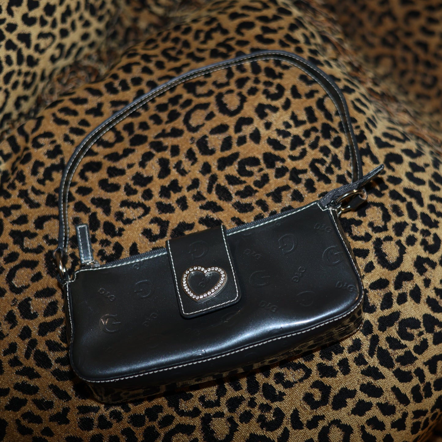 Guess Shoulder Bag