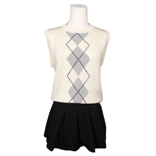 Claudias Closet Argyle Knit Vest (M)