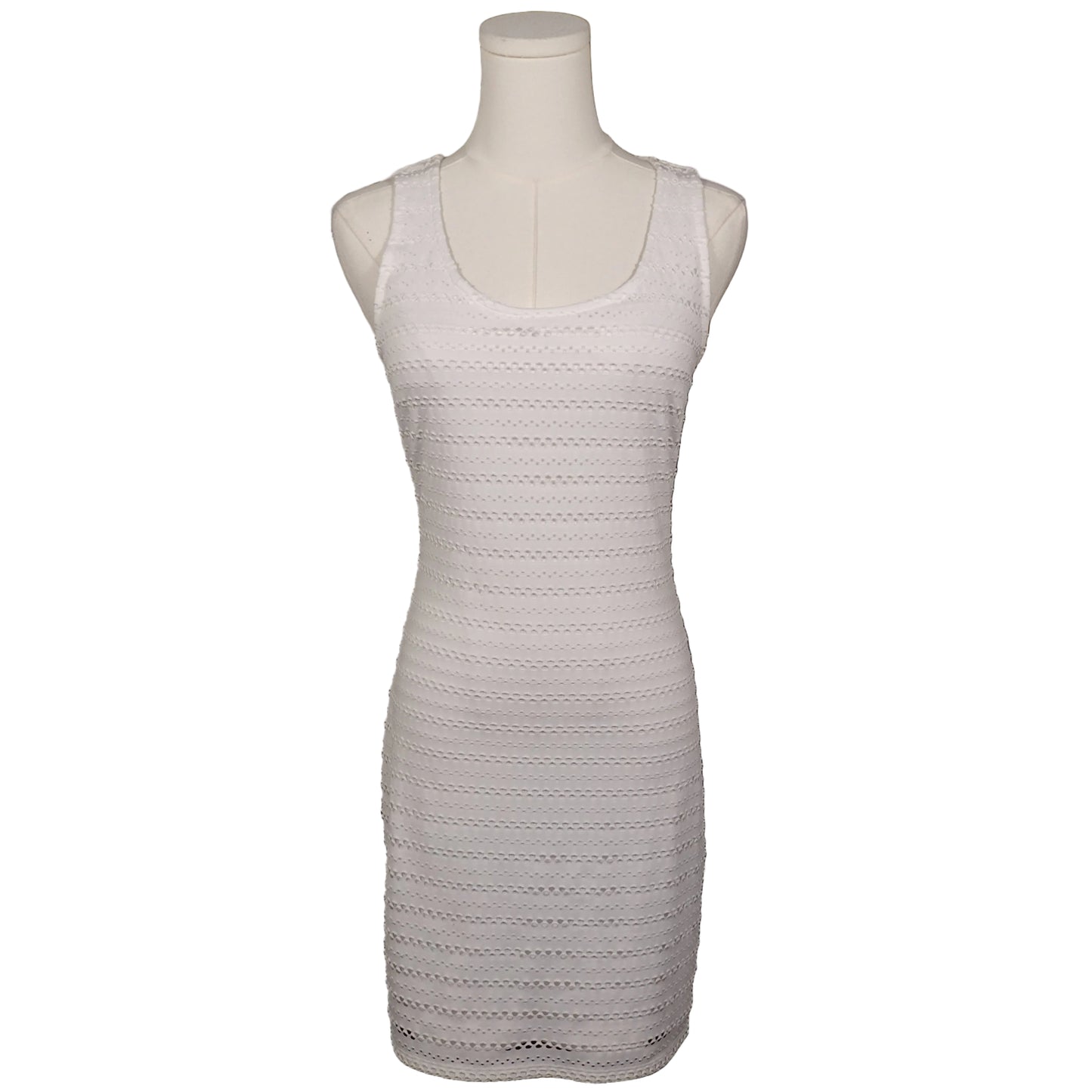 The White Bodycon Dress (2)
