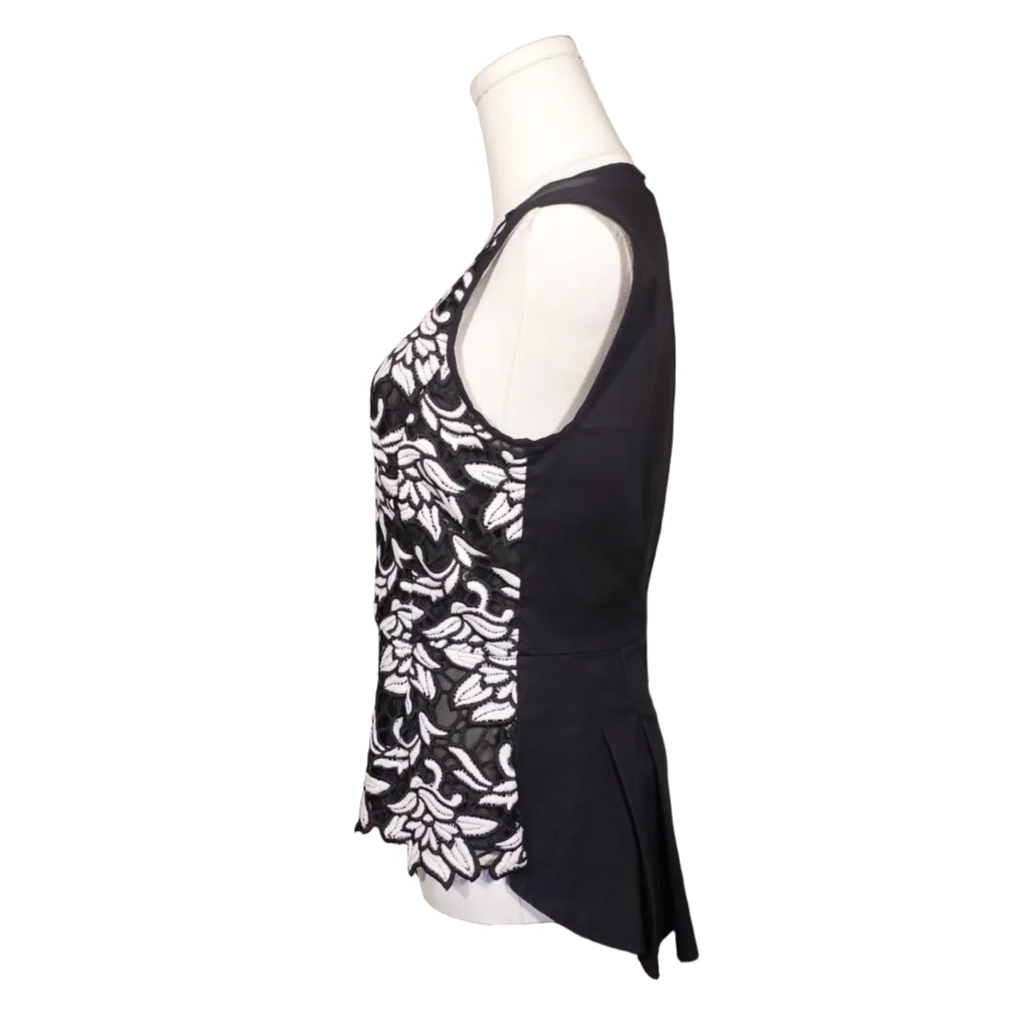 BCBGMAXAZRIA Black & Ivory Lace Peplum Top (S)