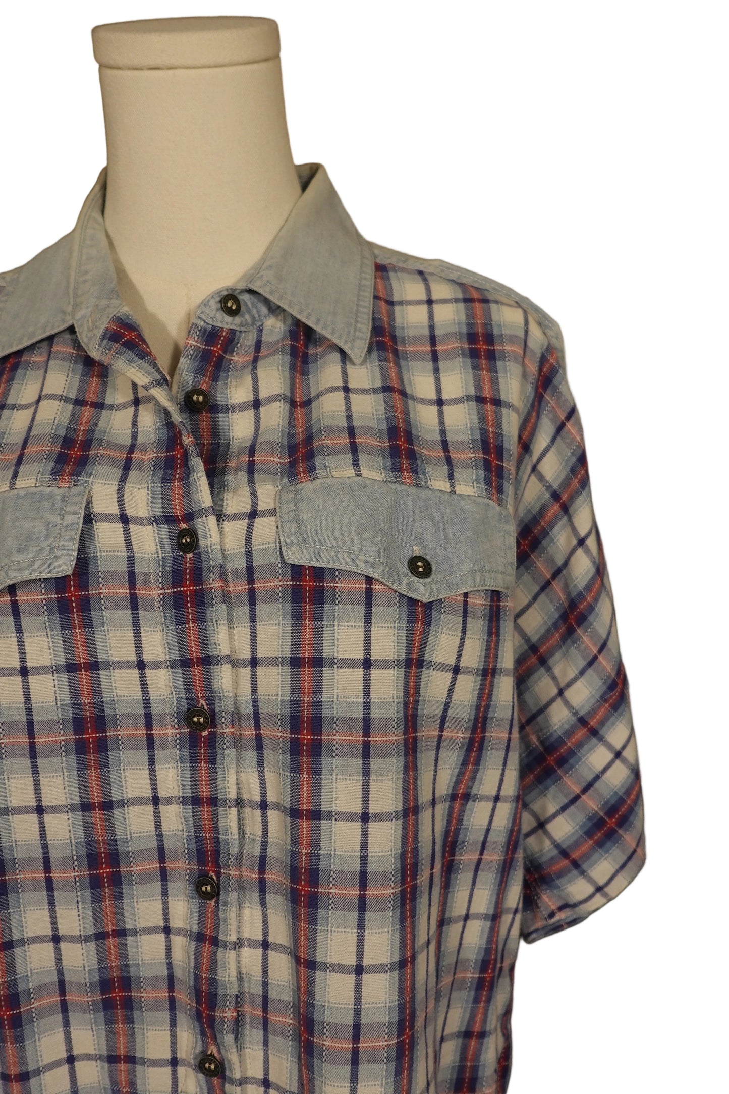 Liz Wear Plaid & Chambray Button-Up-L