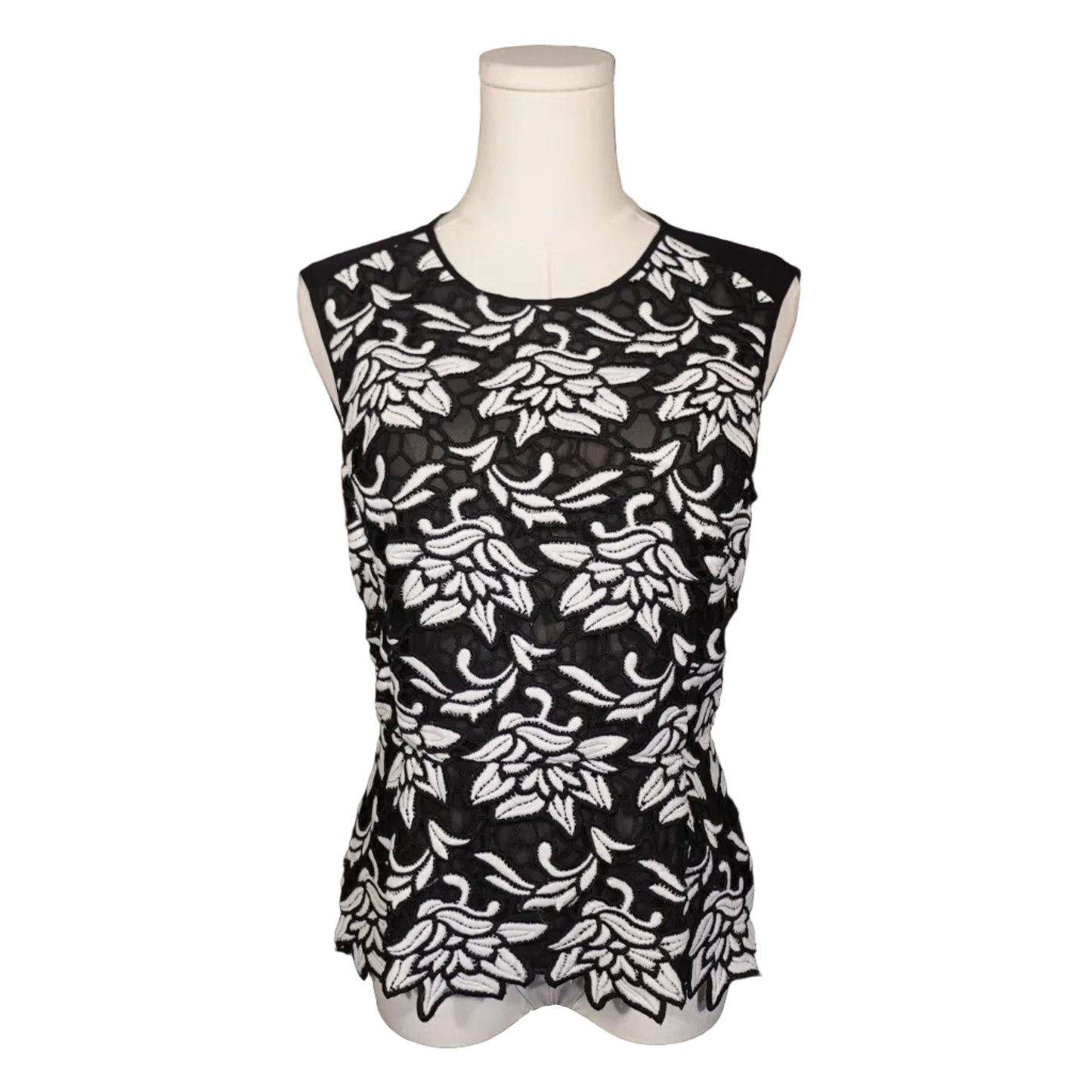 BCBGMAXAZRIA Black & Ivory Lace Peplum Top (S)