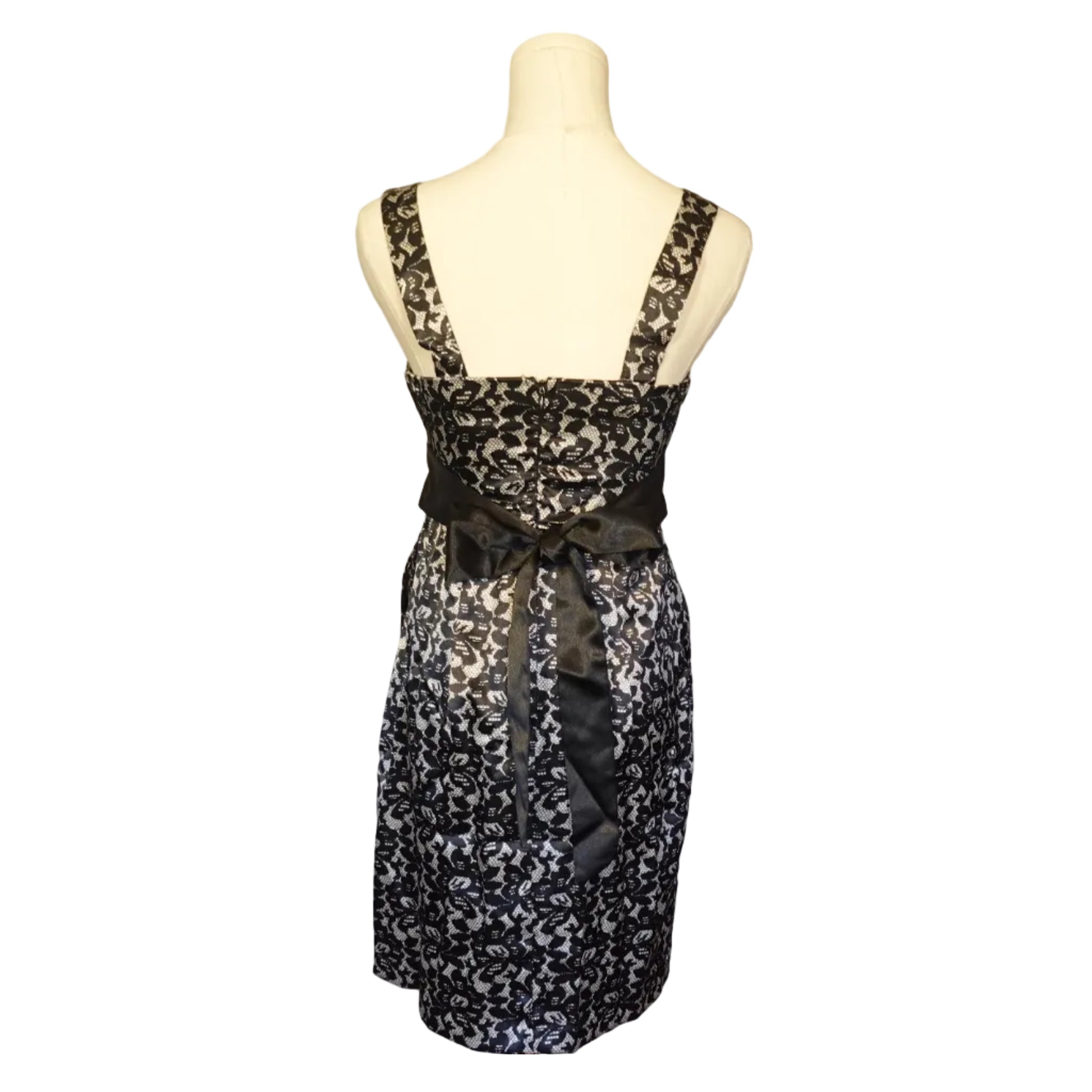 City Triangles Black & Ivory Lace Cocktail Dress-XS – The Diva Link