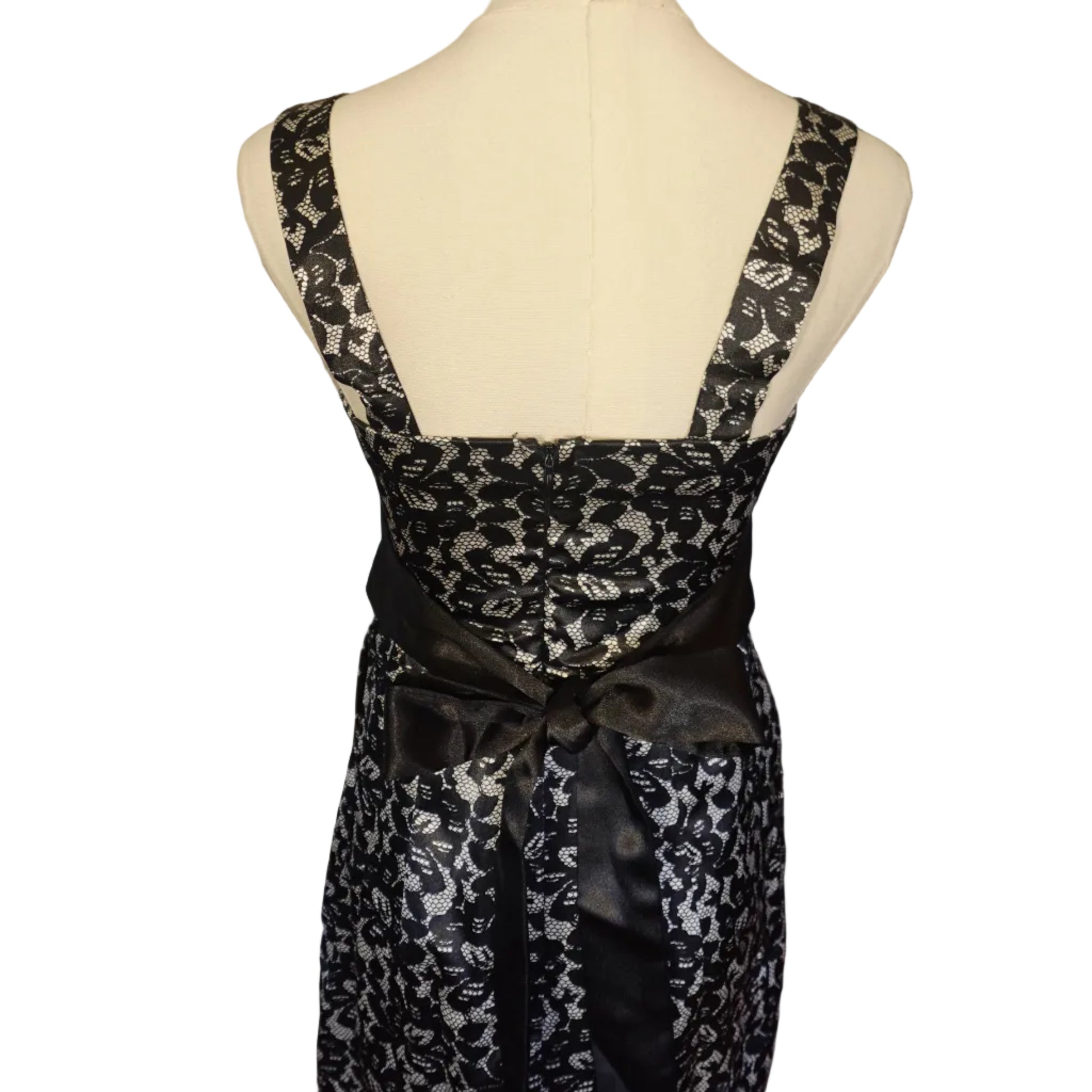 City Triangles Black & Ivory Lace Cocktail Dress-XS – The Diva Link