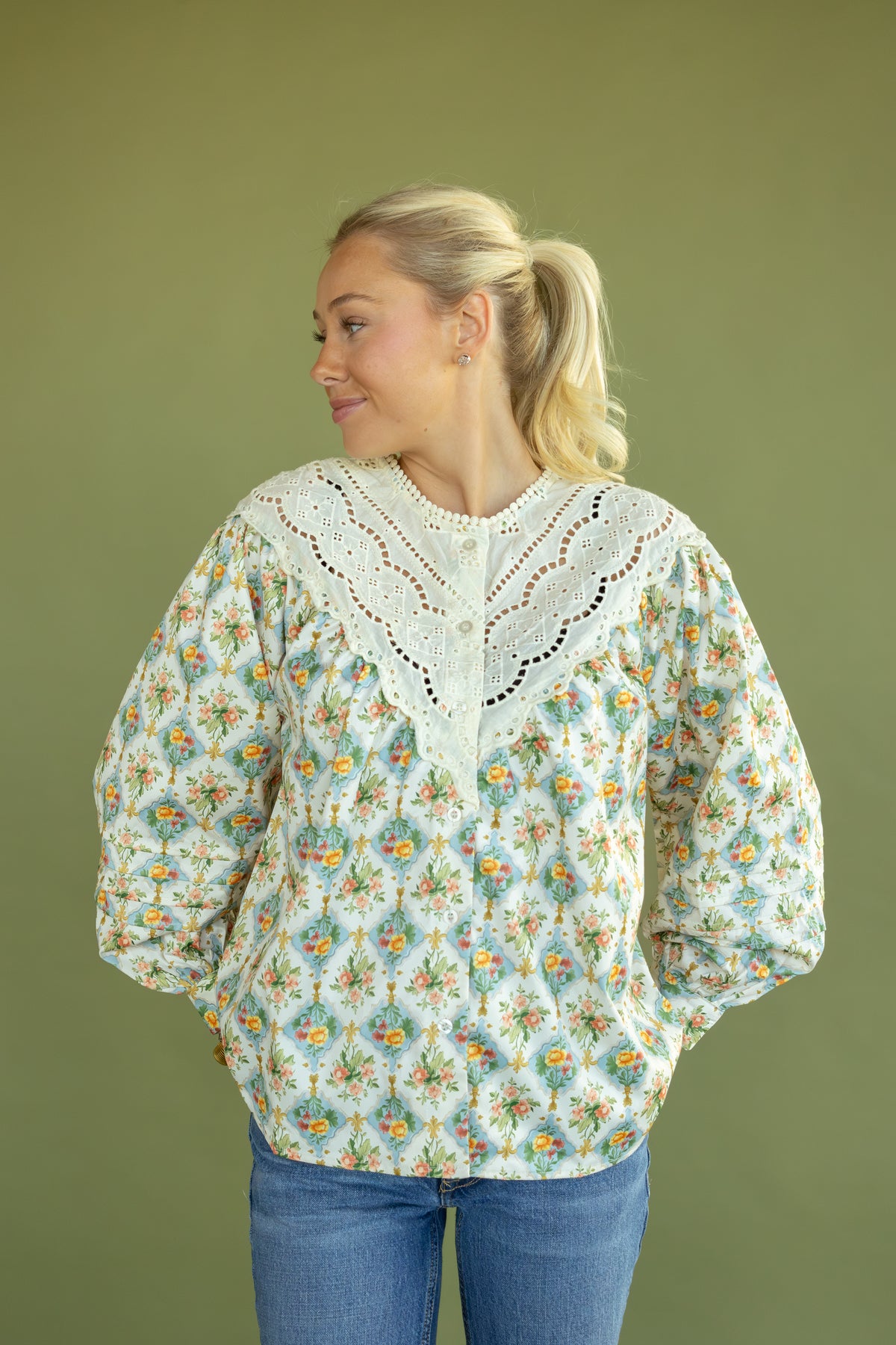 Eyelet Collar Floral Blouse