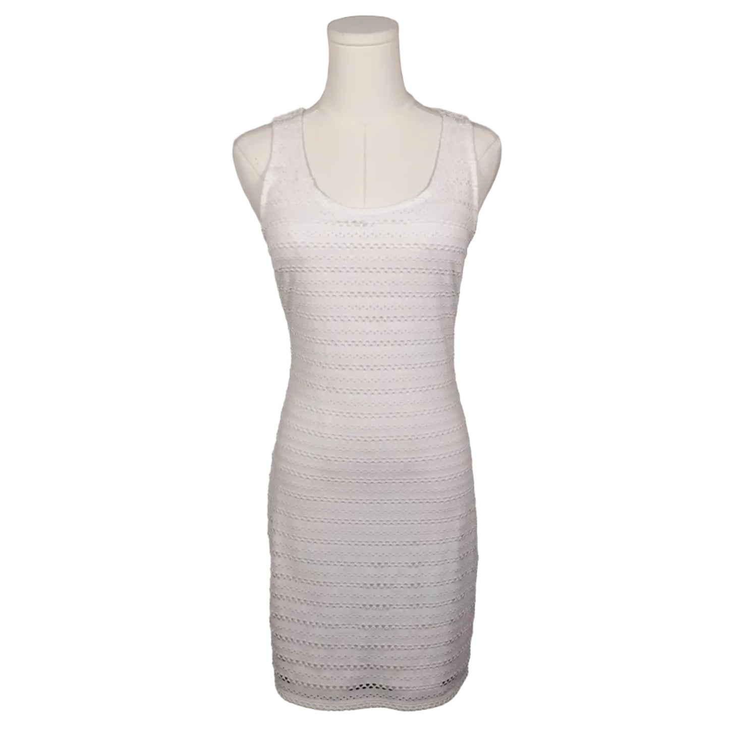 The White Bodycon Dress (2)
